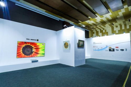 激光電視呈現(xiàn)三大陣營,專業(yè)投影大廠和彩電巨頭,誰的機(jī)會更大